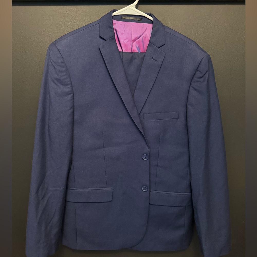 Nicole Miller suit, size 42 R, 34x32, navy blue